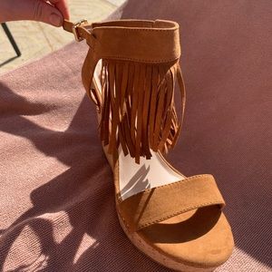 Fringe shoes